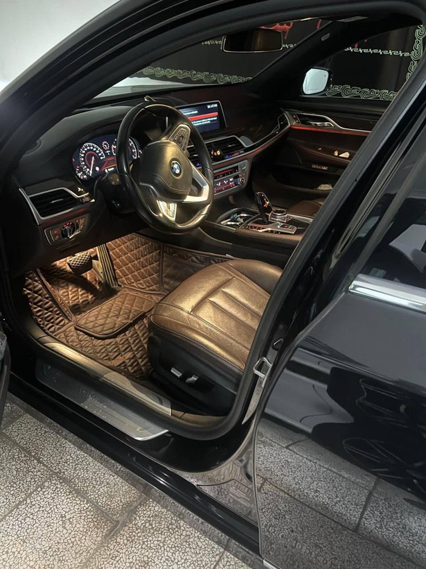 کفپوش چرمی فولکس واگن id4 Crozz