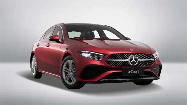 کفپوش چرمی بنز A180L